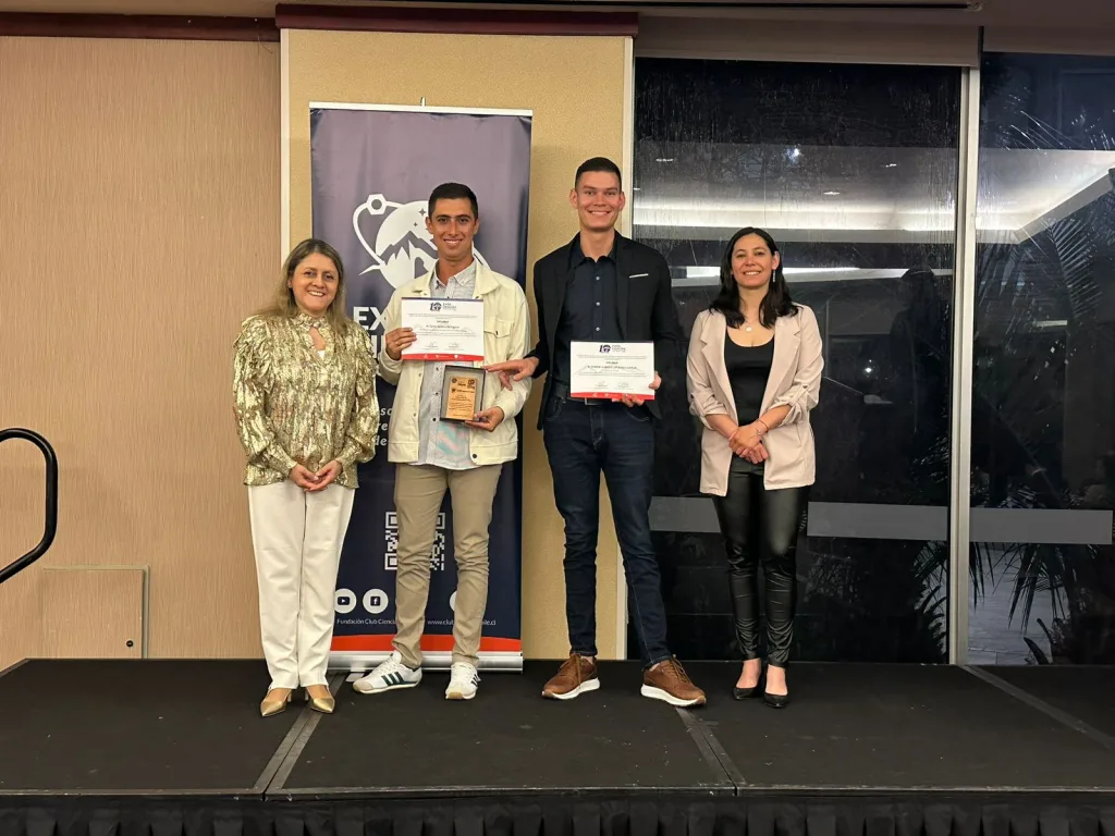 Investigadores de alto nivel representaron a la IES CINOC en Chile